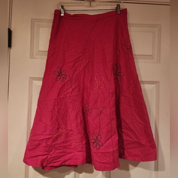 Sag Harbor Dresses & Skirts - Sag Harbor pink flroal embroidered midi skirt Size 12